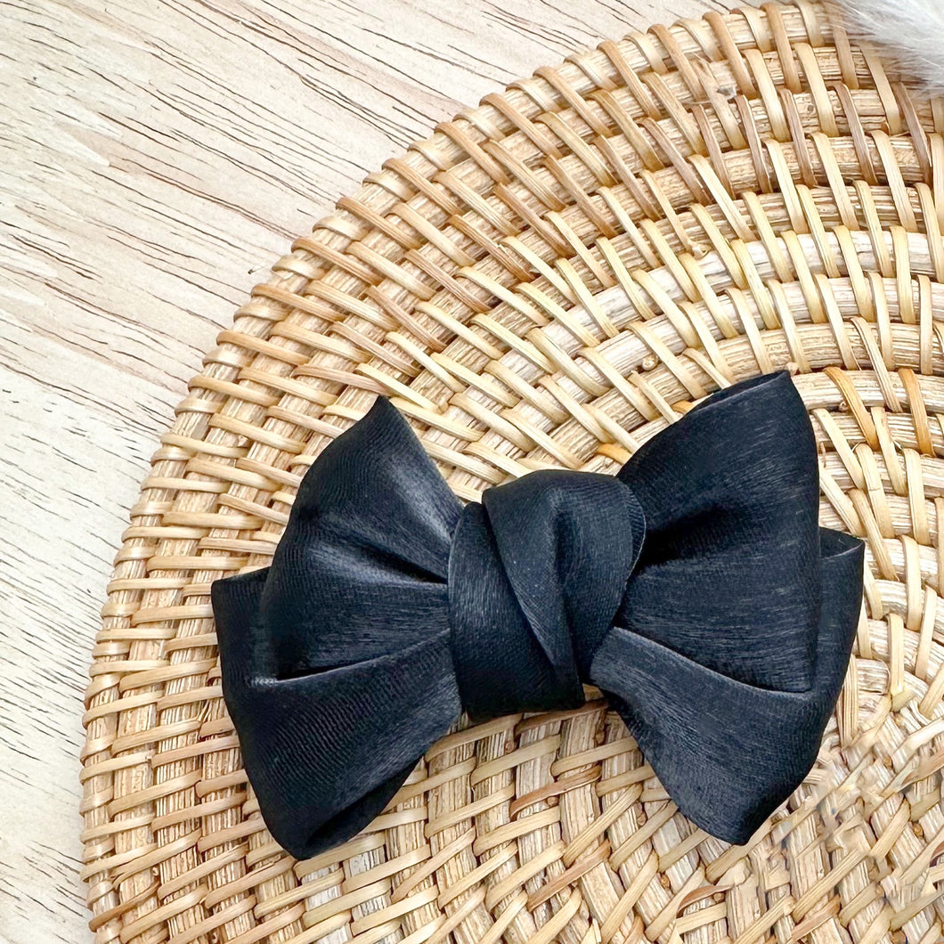 Gracie Bow in Black