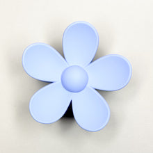 Load image into Gallery viewer, Flower Claw in Periwinkle
