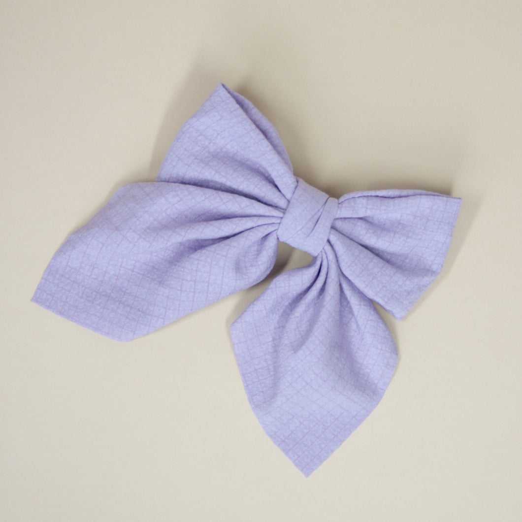 Oversized Textured Bow in Purple