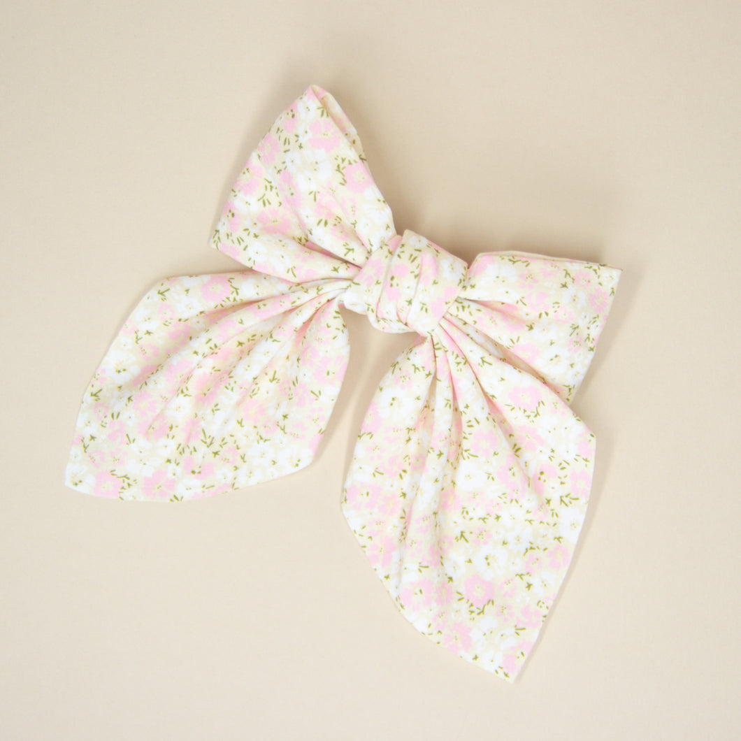 Oversized Floral Bow in Pink