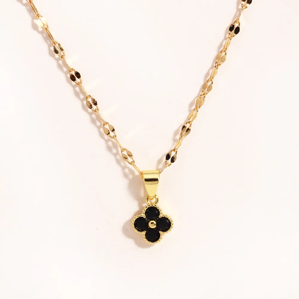 Four Leaf Clover Necklace — Black
